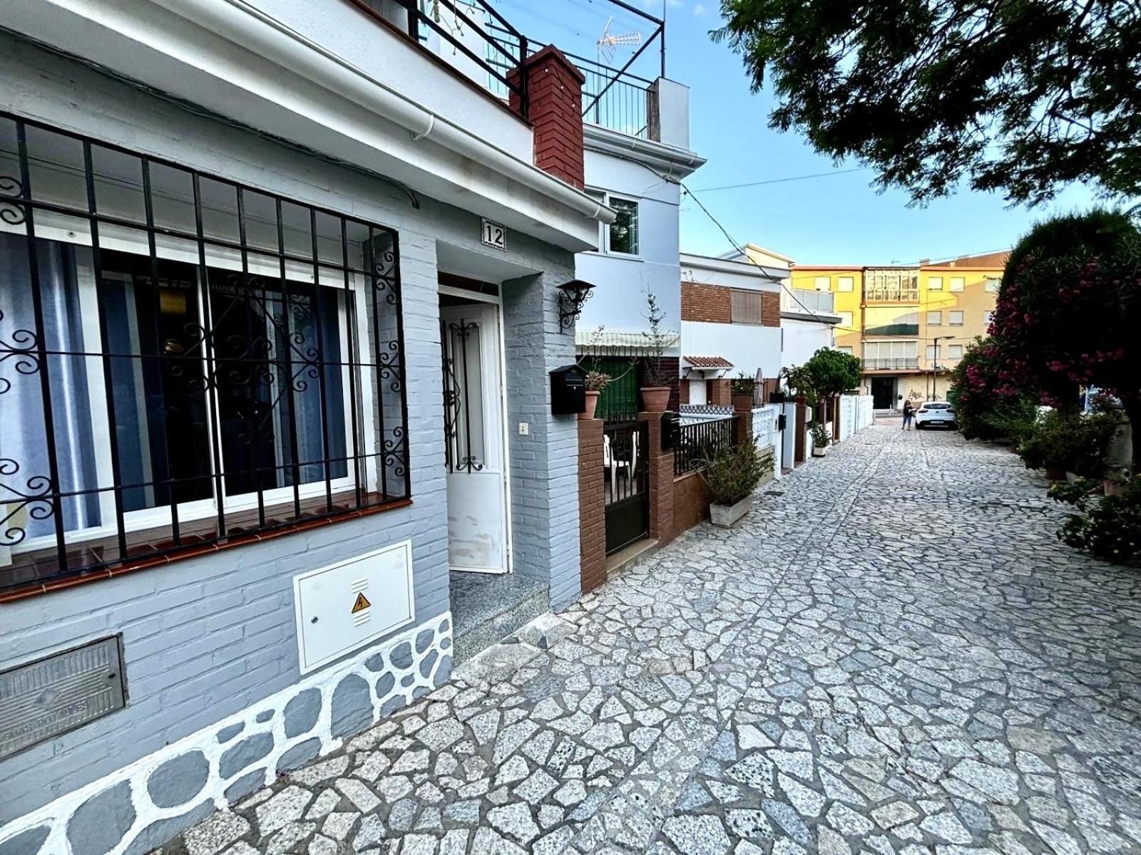 Casaflex, La Casita De Mis Padres *
